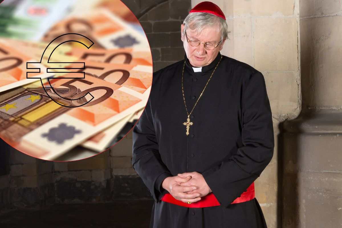 Un cardinale in preghiera